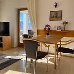 Haus Am Huegel Appartement