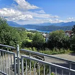 Haus Am Hügel *