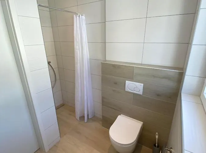 דירה Haus Am Huegel מילסטאט